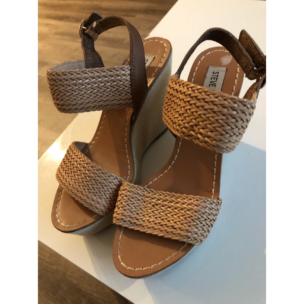 Steve Madden Wedges